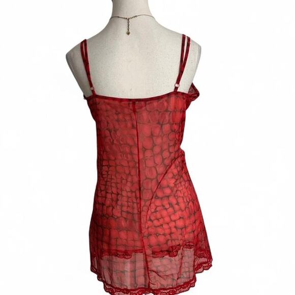 Victoria's Secret red mesh cami top with lace trim and adjustable straps. Size L - Picture 2 of 4